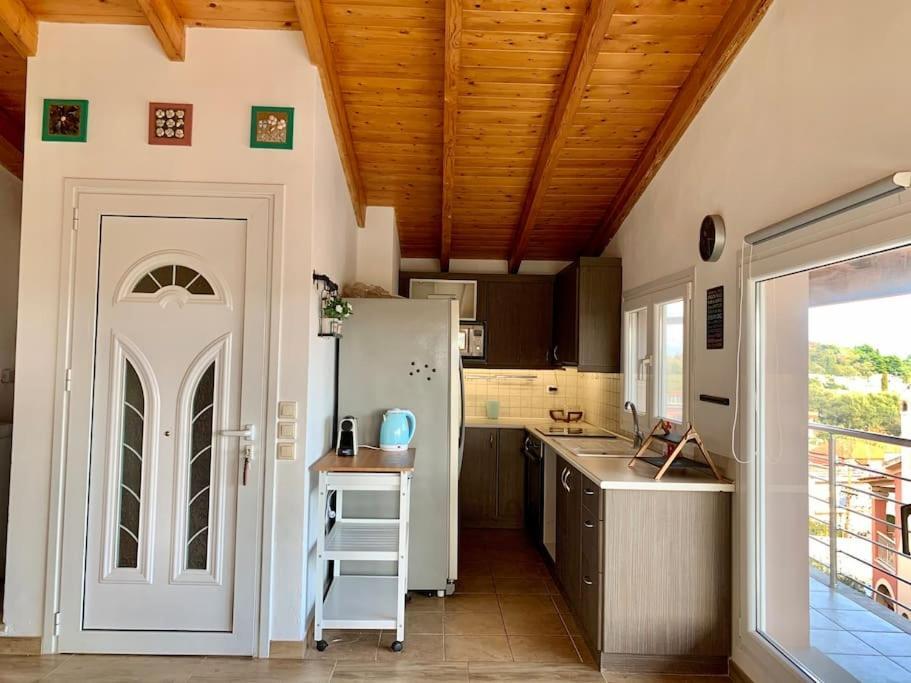 Ferienwohnung Panoramic Penthouse Corfu Town With Amazing Views Exterior foto
