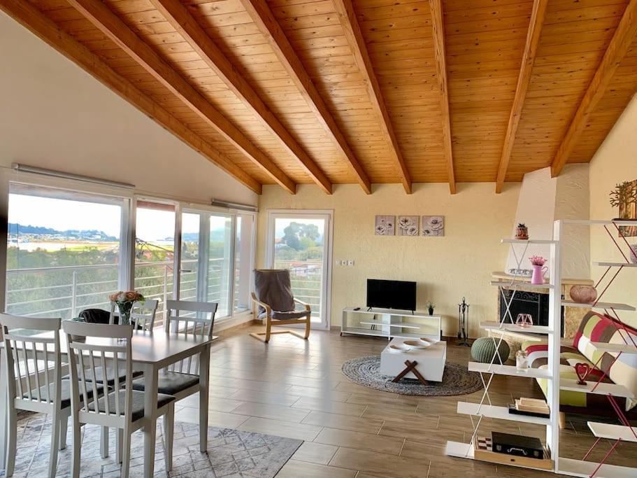 Ferienwohnung Panoramic Penthouse Corfu Town With Amazing Views Exterior foto