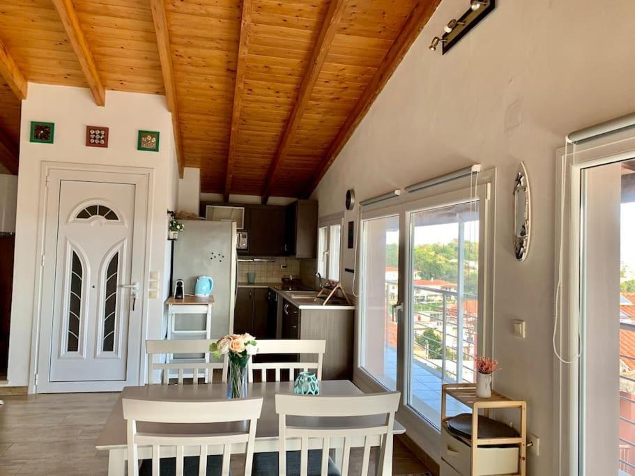 Ferienwohnung Panoramic Penthouse Corfu Town With Amazing Views Exterior foto