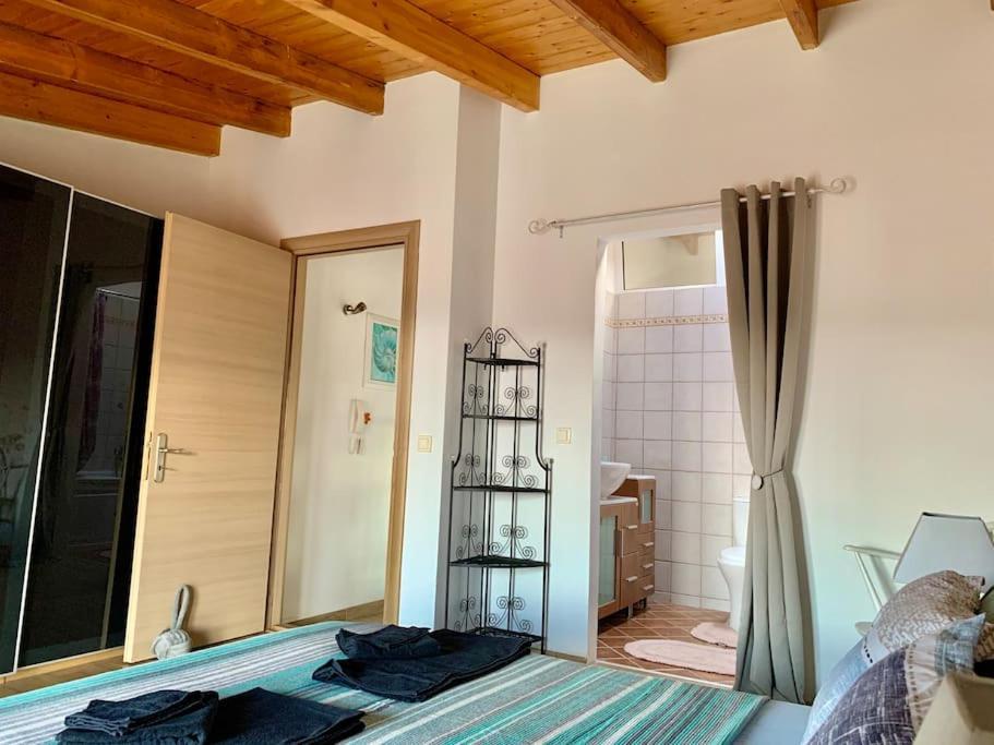 Ferienwohnung Panoramic Penthouse Corfu Town With Amazing Views Exterior foto